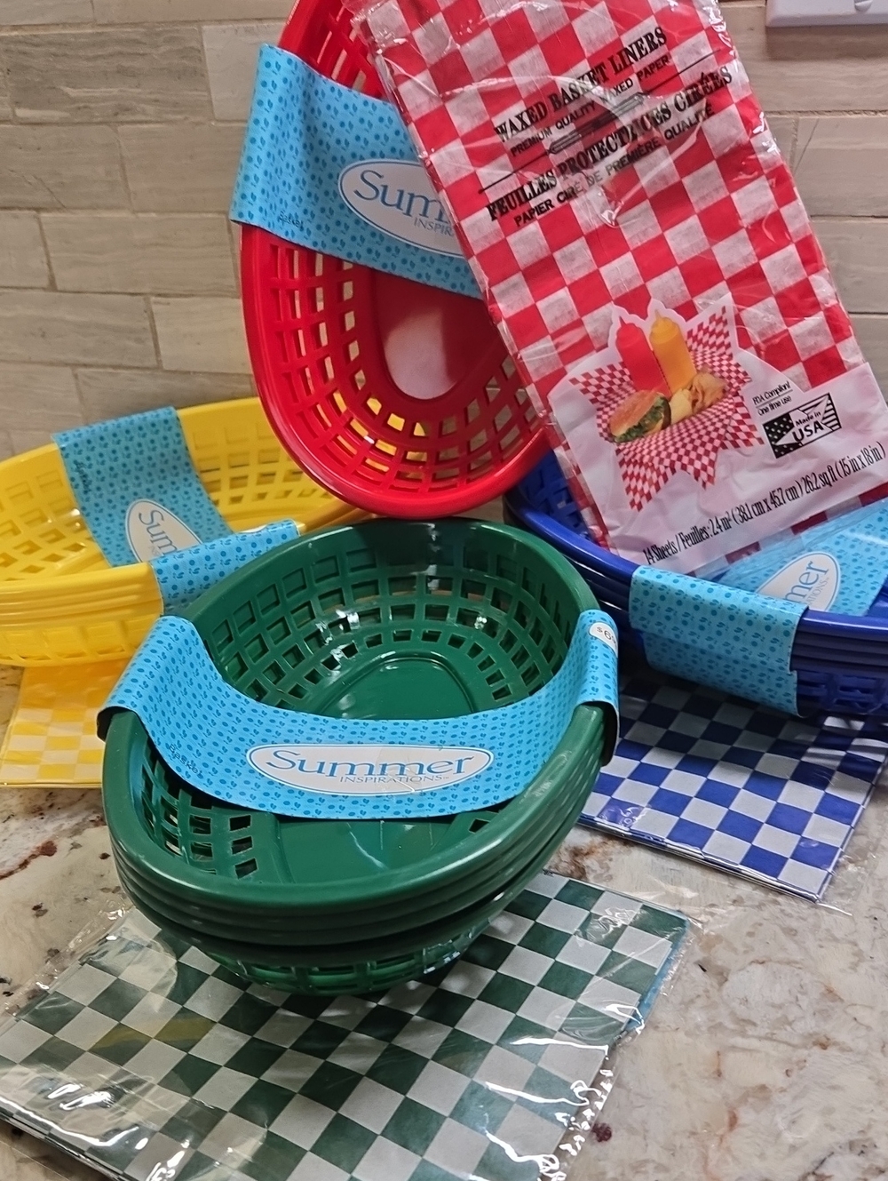 Summer Fun Food Baskets With Paper Liners